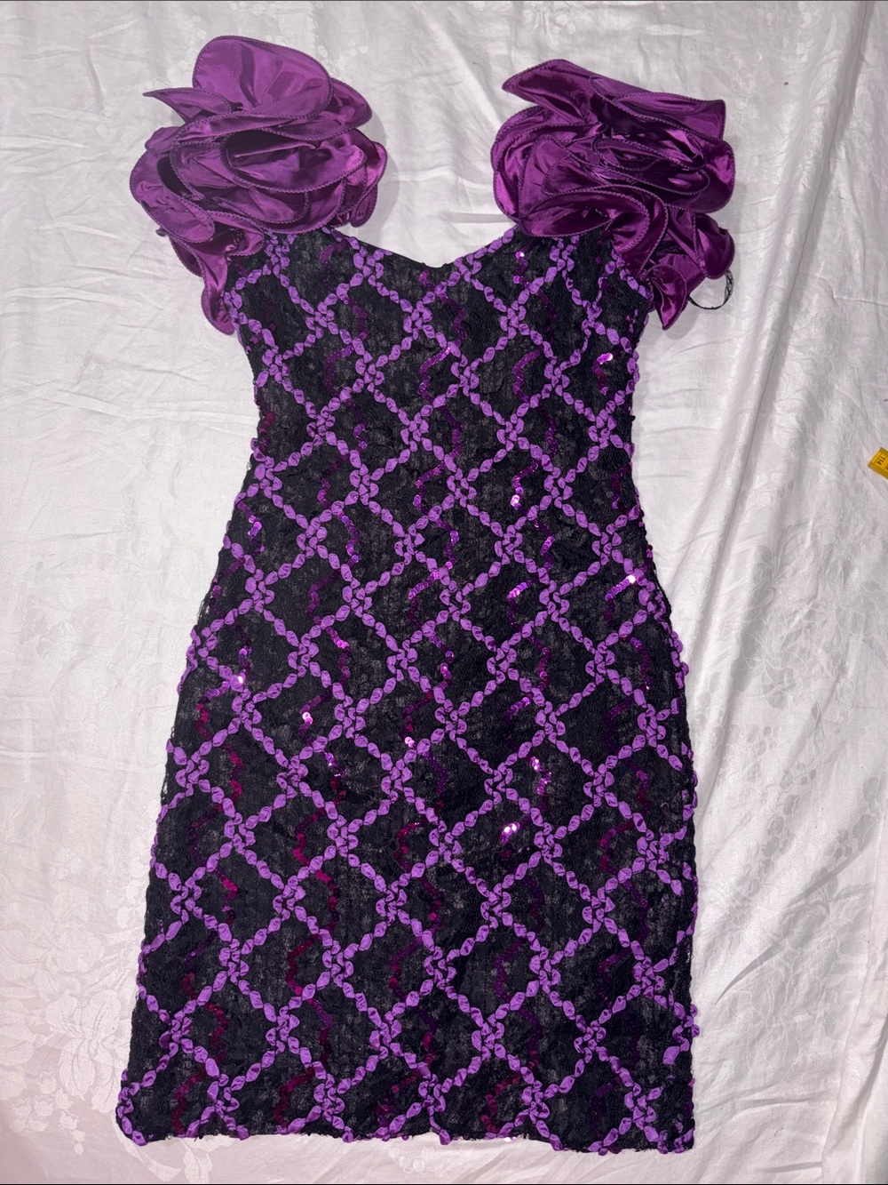 HTF Vintage Susan Roselli For Vijack Sequin Ruffled Puff sleeve 1980’s dress